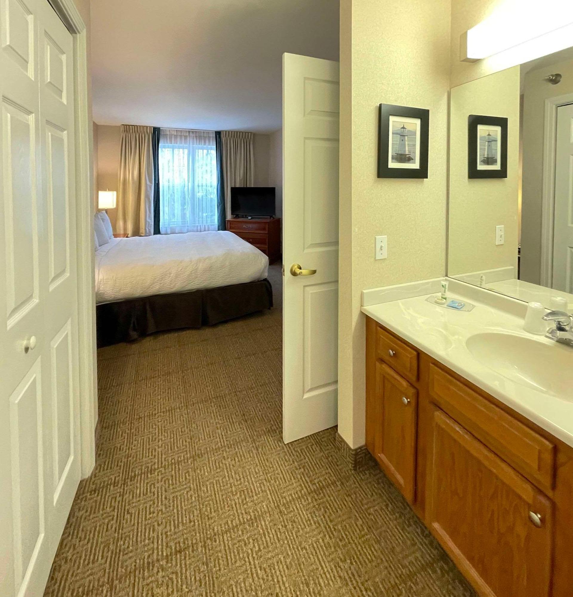 Smart Suites, Ascend Hotel Collection South Burlington Zewnętrze zdjęcie