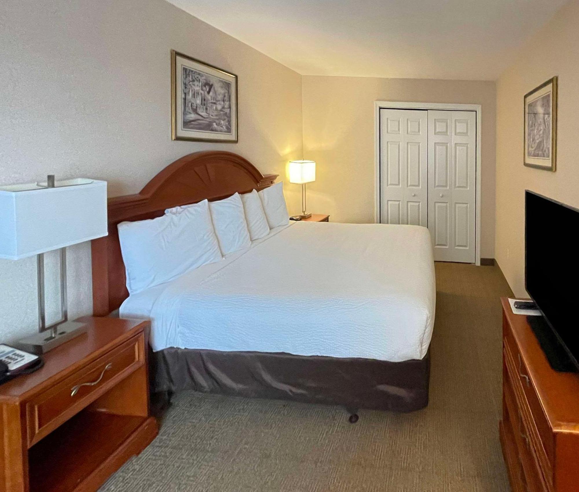 Smart Suites, Ascend Hotel Collection South Burlington Zewnętrze zdjęcie